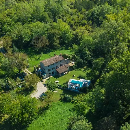 Mulino Old Mill * Crnica